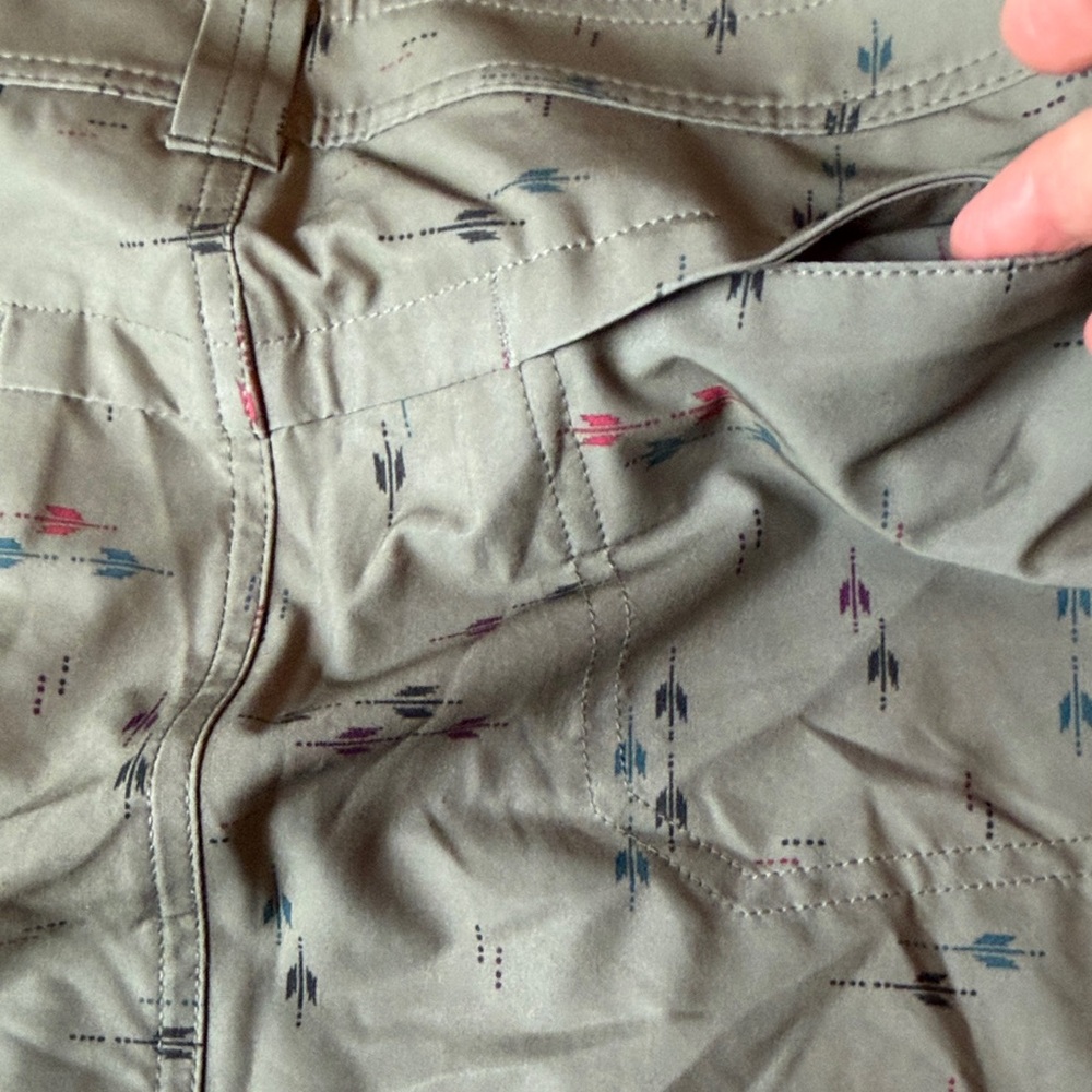 Eddie Bauer lot Sage Print & Black Skorts NWT - Picture 8 of 13